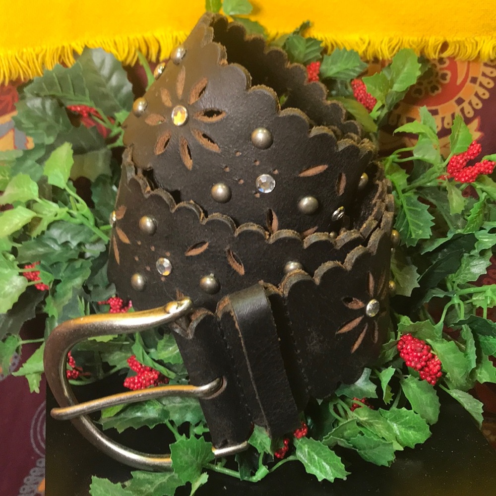 Express Black and Brown Floral Belt - Picture 11 of 11